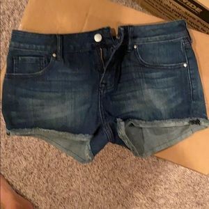 Bullhead denim shorts